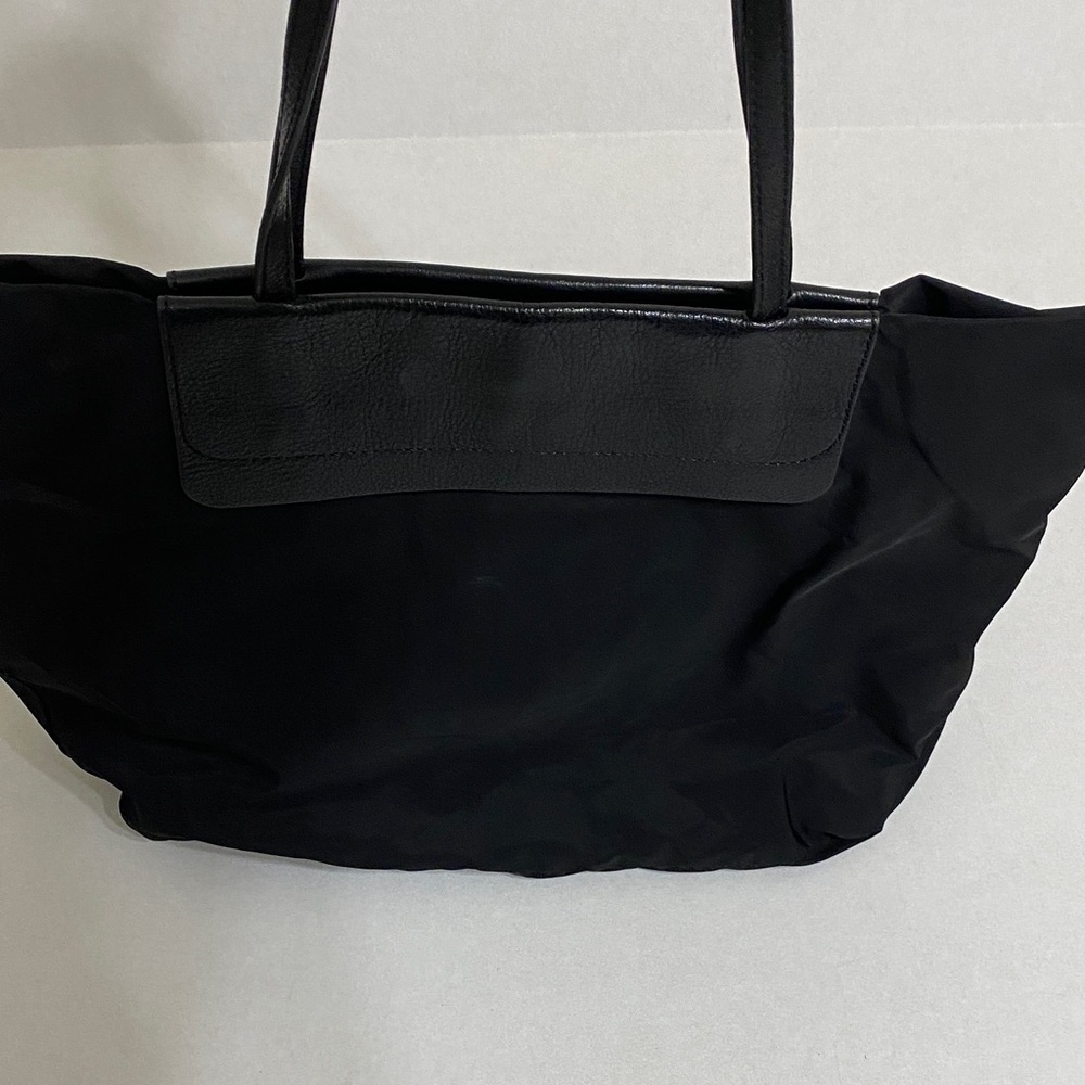 Furla Elegant Black Tote Bag - Picture 2 of 16